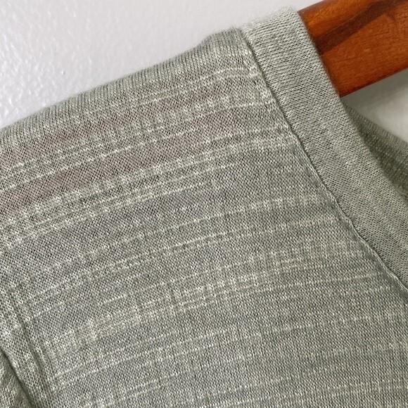 89th & Madison Asymmetrical Gauze Pullover Top 3/4 Sleeve Textured Soft Stretchy - Picture 8 of 15